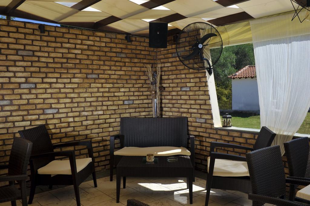Hotel Marina Kolios Extérieur photo