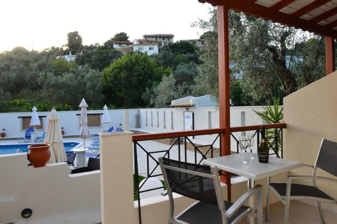 Hotel Marina Kolios Extérieur photo